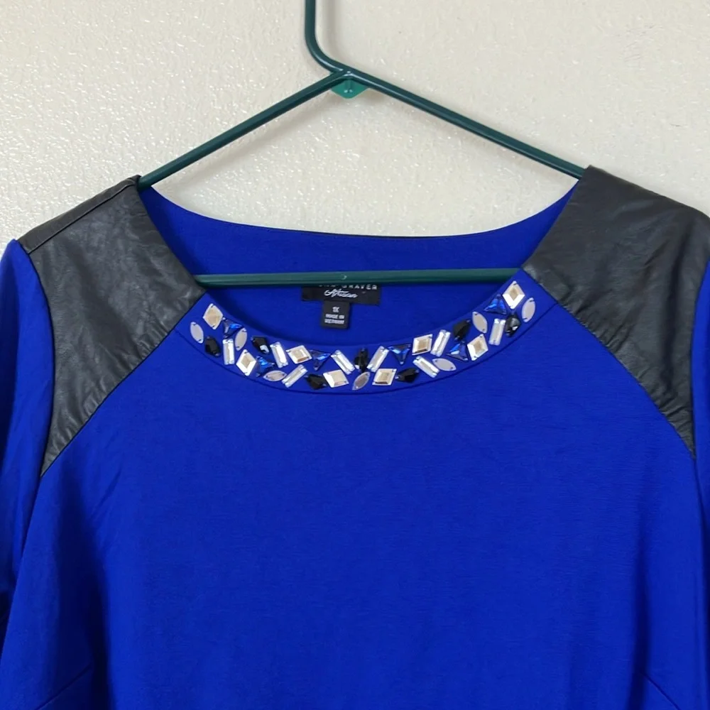 Susan Graver Royal Blue Stretch Knit Dressy Festive Top, 1X - Picture 3 of 7